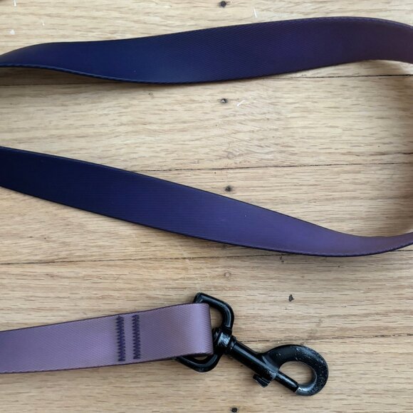 Waterproof Dog Leash Size L in Purple Ombre by "Woof Concept" - Picture 3 of 9